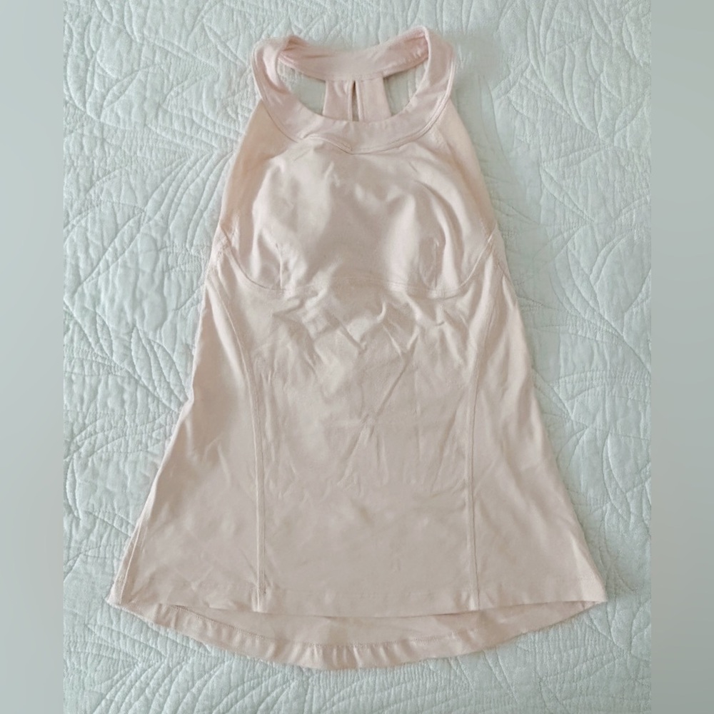 Lululemon tank
